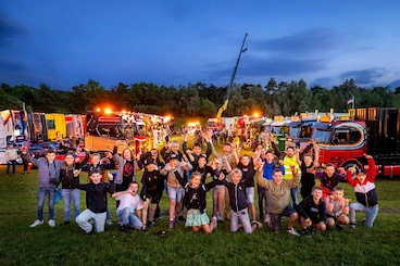 SuperDIK 2024 - Groepsfoto van bezoekers